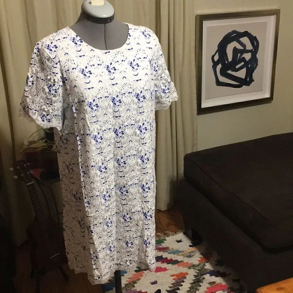 Midi Lace Shift Dress - Sans Souci Size L